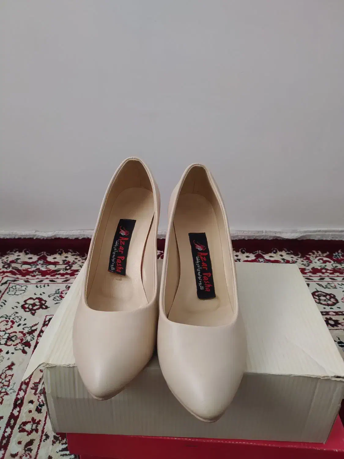 کفشل مجلسی سایز40|کیف، کفش، کمربند|میانه, |دیوار