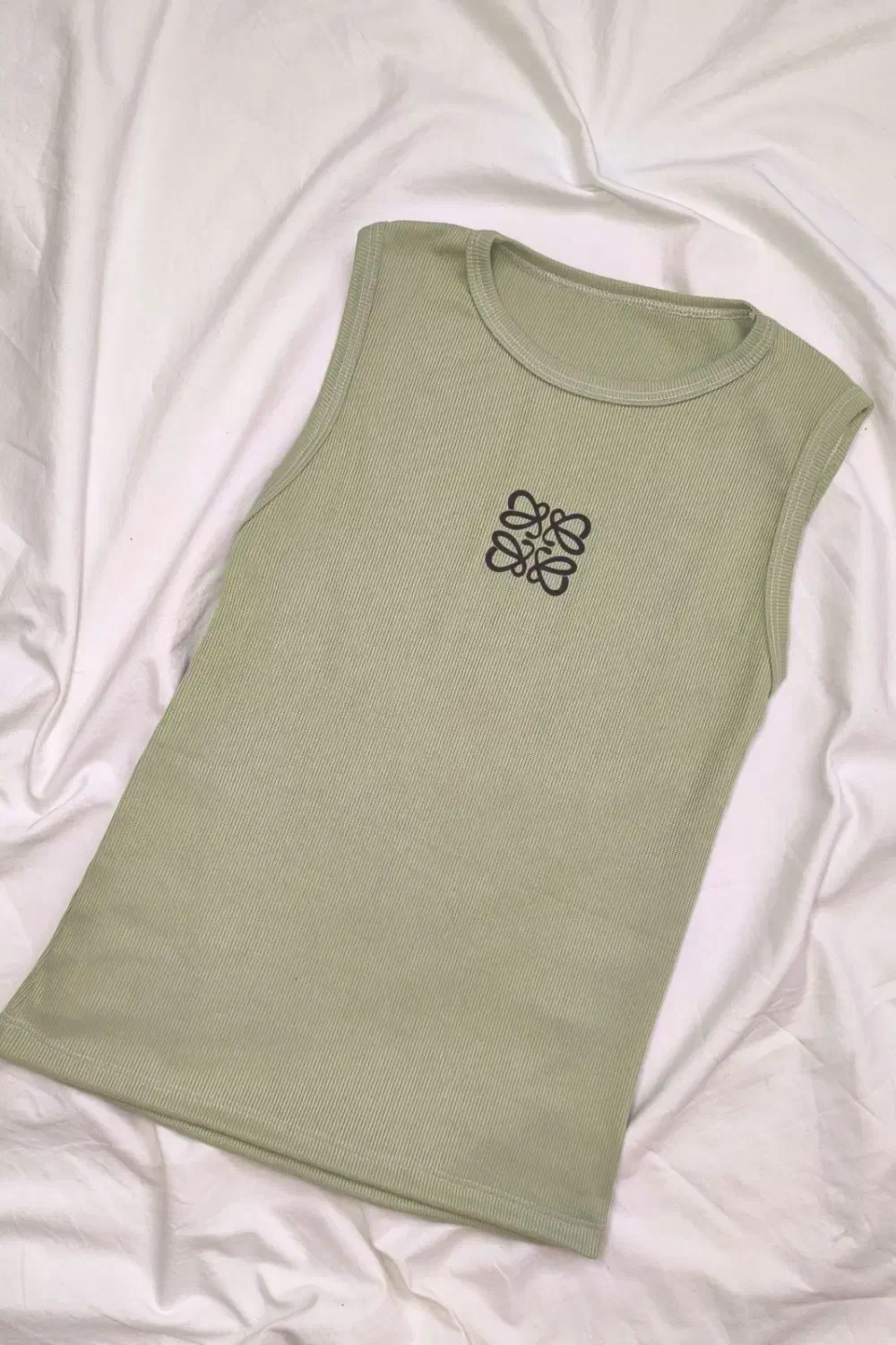 تاپ بیسیک کبریتی، یلدایی|لباس|اصفهان, پوریای ولی|دیوار