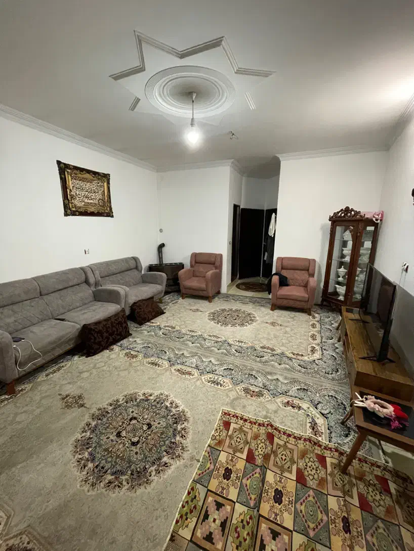 ۸۰ متر / گلریز / دو خواب / طبقه اول|فروش آپارتمان|مشهد, توس (بلوار توس)|دیوار