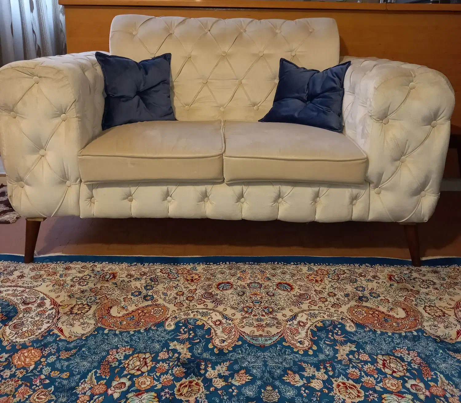 مبل راحتی چستر ....|مبلمان خانگی و میز عسلی|محلات, |دیوار