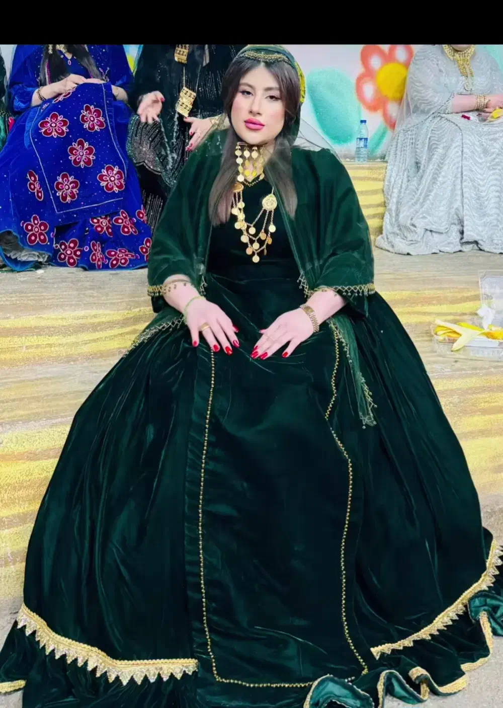 فروش واجازه لباس محلی|لباس|رامهرمز, |دیوار