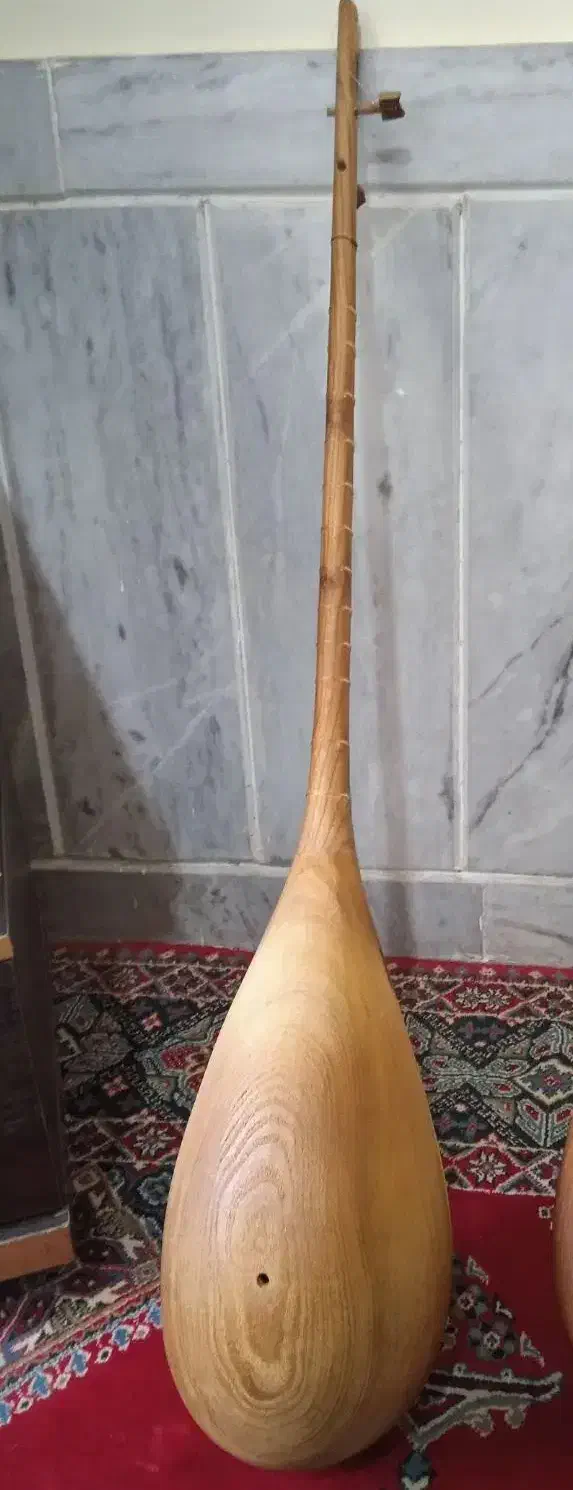 دوتار|سازهای سنتی|شیروان (خراسان), |دیوار