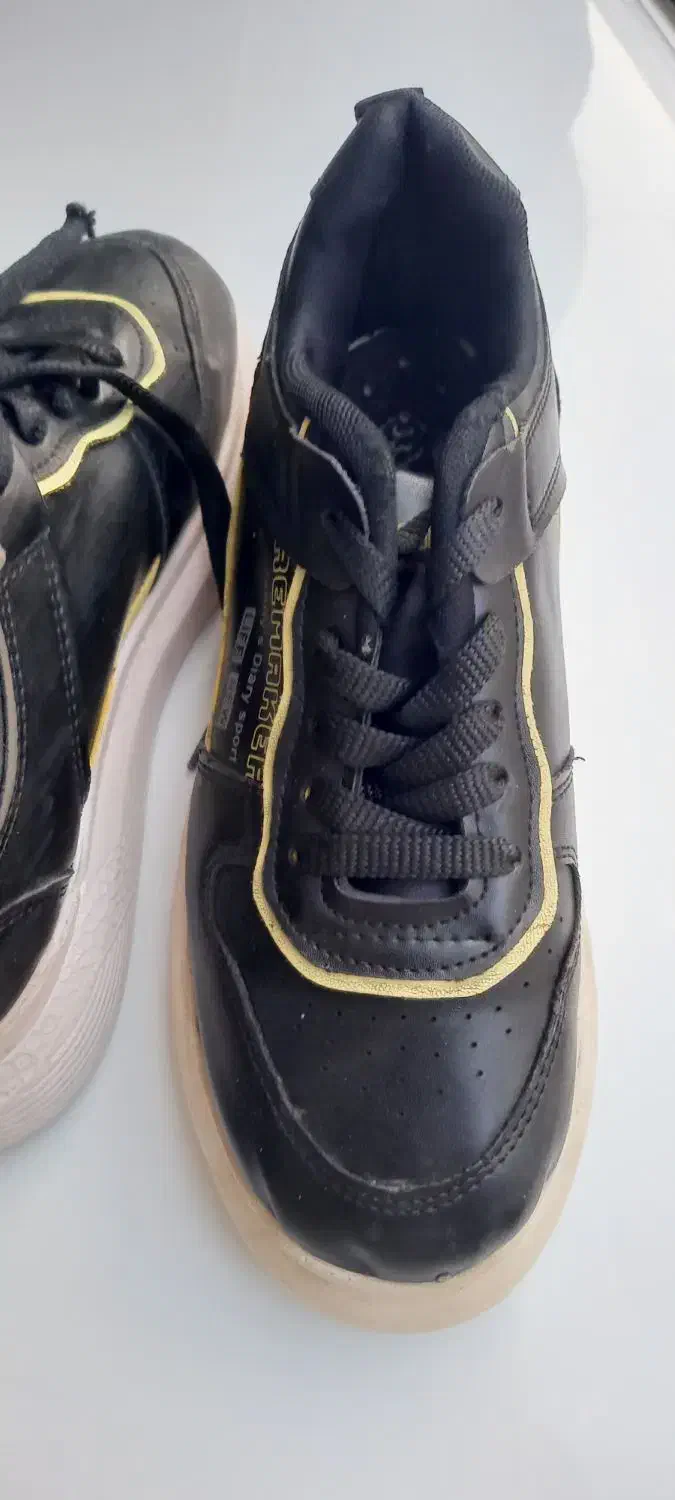 کفش مدرسه سایز ۳۸ پسرانه|کیف، کفش، کمربند|میبد, |دیوار