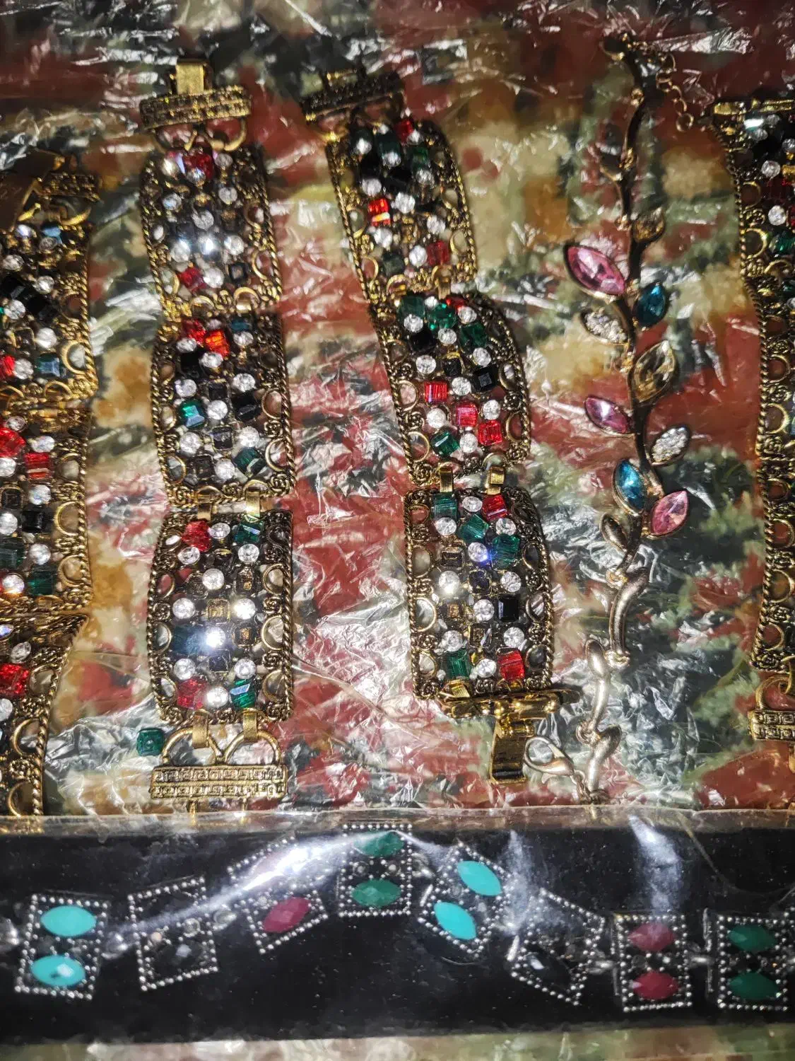 دستبند های طرح زیر خاکی|بدلیجات|گنبد کاووس, |دیوار