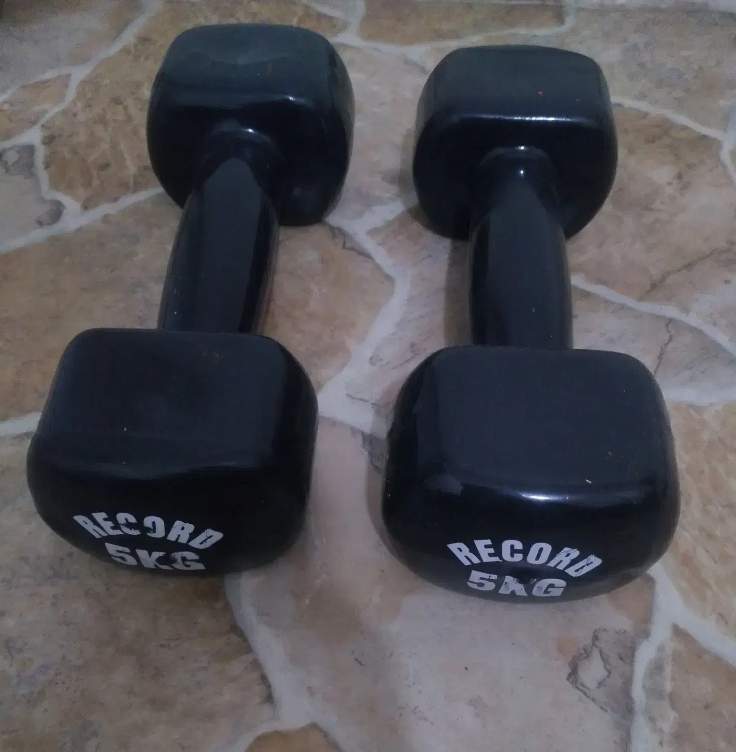 دمبل ۴ کیلویی نو|تجهیزات ورزشی|ساری, |دیوار