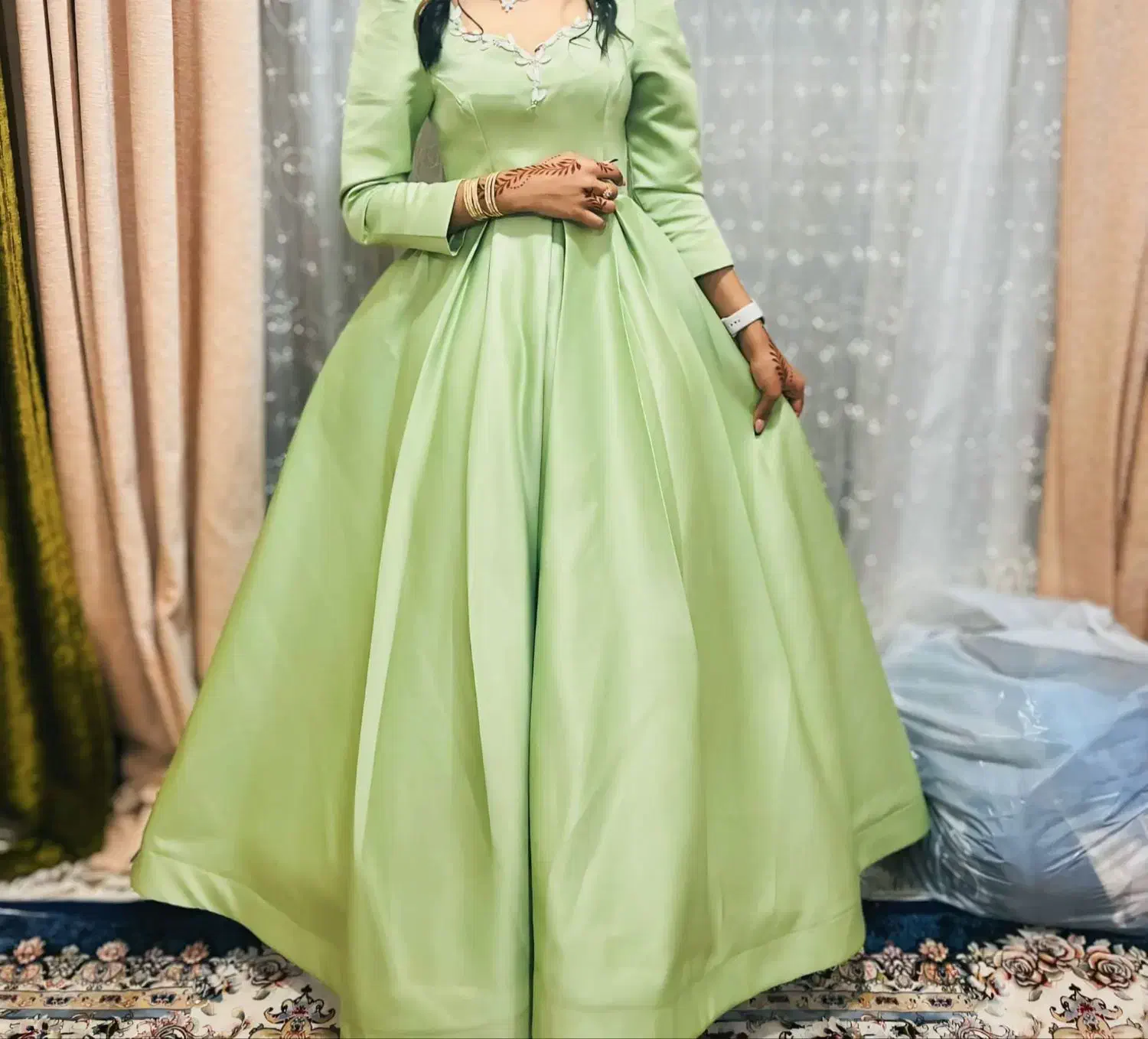 لباس|لباس|میناب, |دیوار