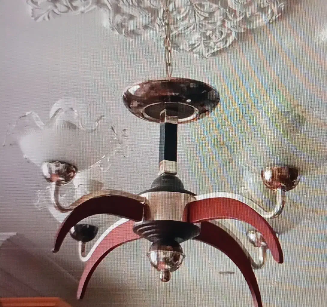 دو لوستر زیبا|لوستر و چراغ آویز|رشت, دیانتی|دیوار