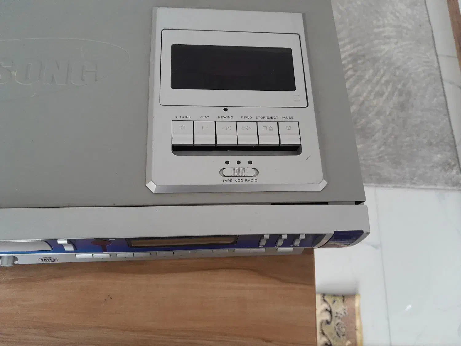 دستگاه قدیمی ولی سالم|پخش‌کننده DVD و ویدیو|همدان, |دیوار