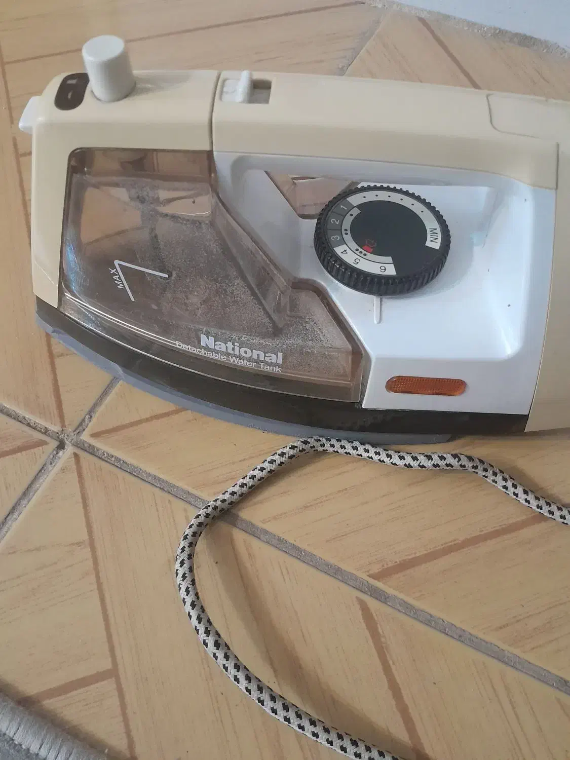 اتو بخار ناسیونال|اتو و لوازم اتو|نجفآباد, ویلاشهر|دیوار