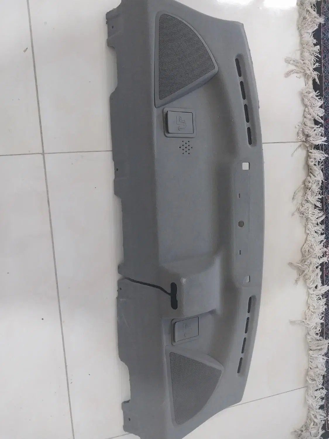 طاقچه عقب ساینا|قطعات یدکی و لوازم جانبی|تهران, شهرک پرواز|دیوار