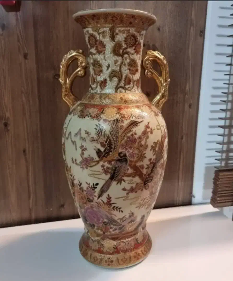 گلدان کنار سالنی مارکدار|صنایع دستی و سایر لوازم تزئینی|تهران, شهرآرا|دیوار