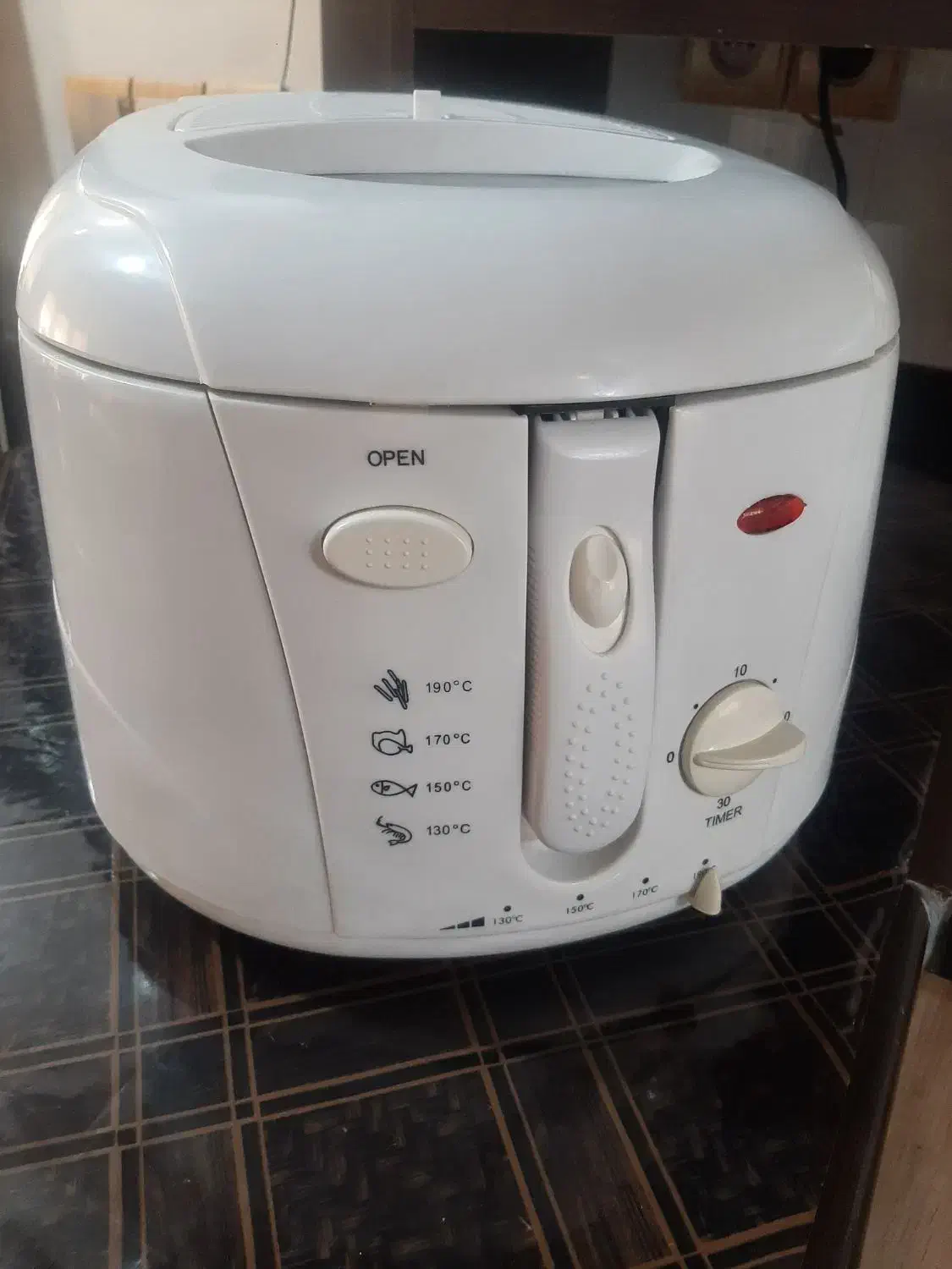 سرخ کن نوستالژی|کافیشاپ و رستوران|شاهینشهر, گزبرخوار|دیوار