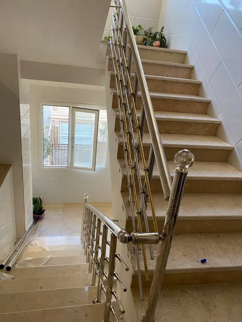 نصاب نرده استیلم دنبال شریک یا همکار|خدمات پیشه و مهارت|محمدیه-قزوین, |دیوار