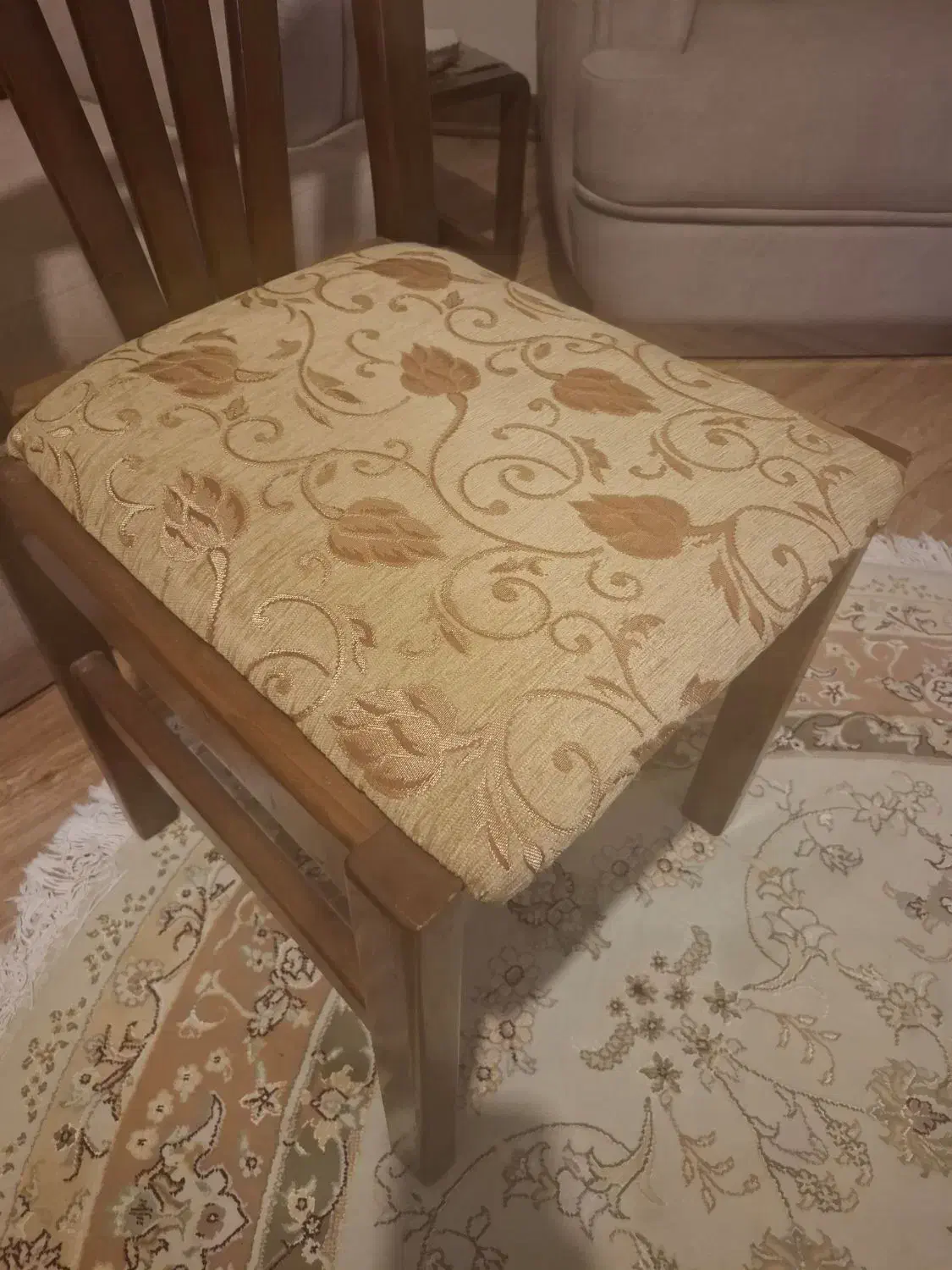 صندلی برند بهارنارنج|صندلی و نیمکت|ساری, |دیوار