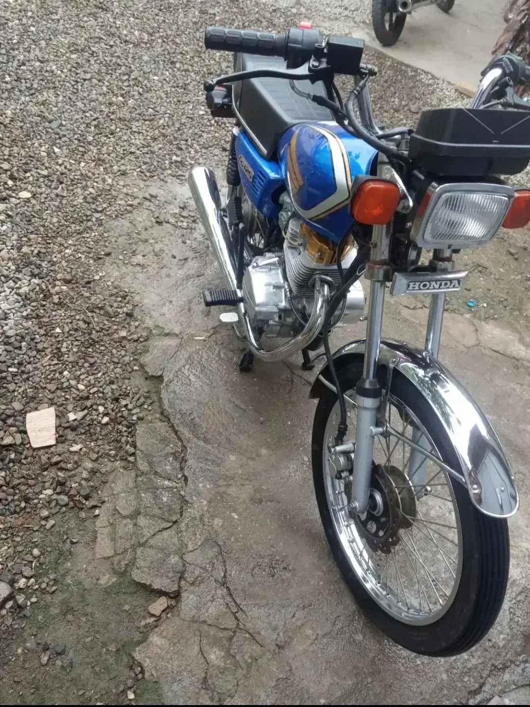 هندا۱۵۰.ان اس ۲۰۰|موتورسیکلت|شفت, |دیوار