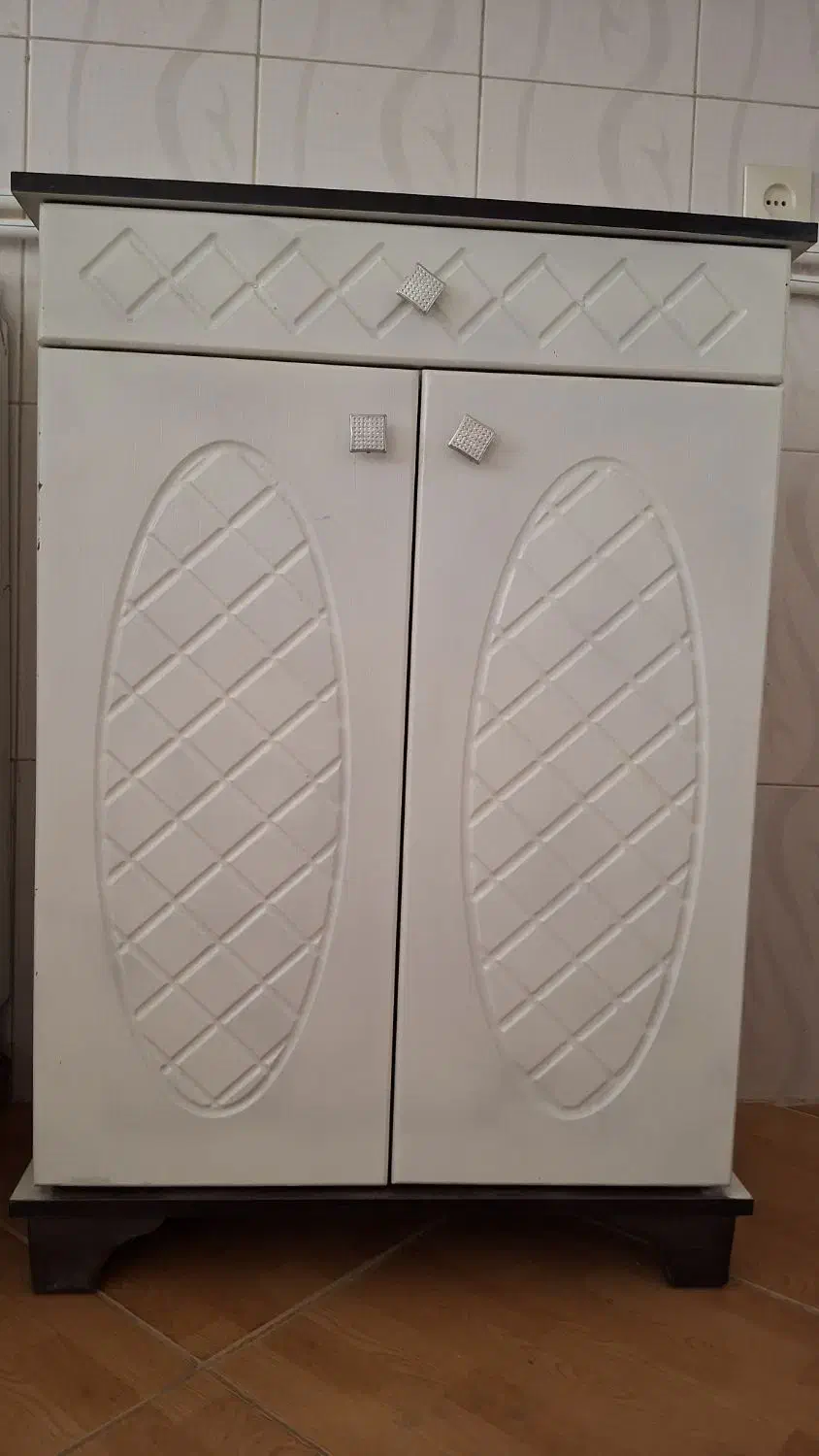 جاکفشی|جاکفشی، کمد، دراور|ملایر, |دیوار