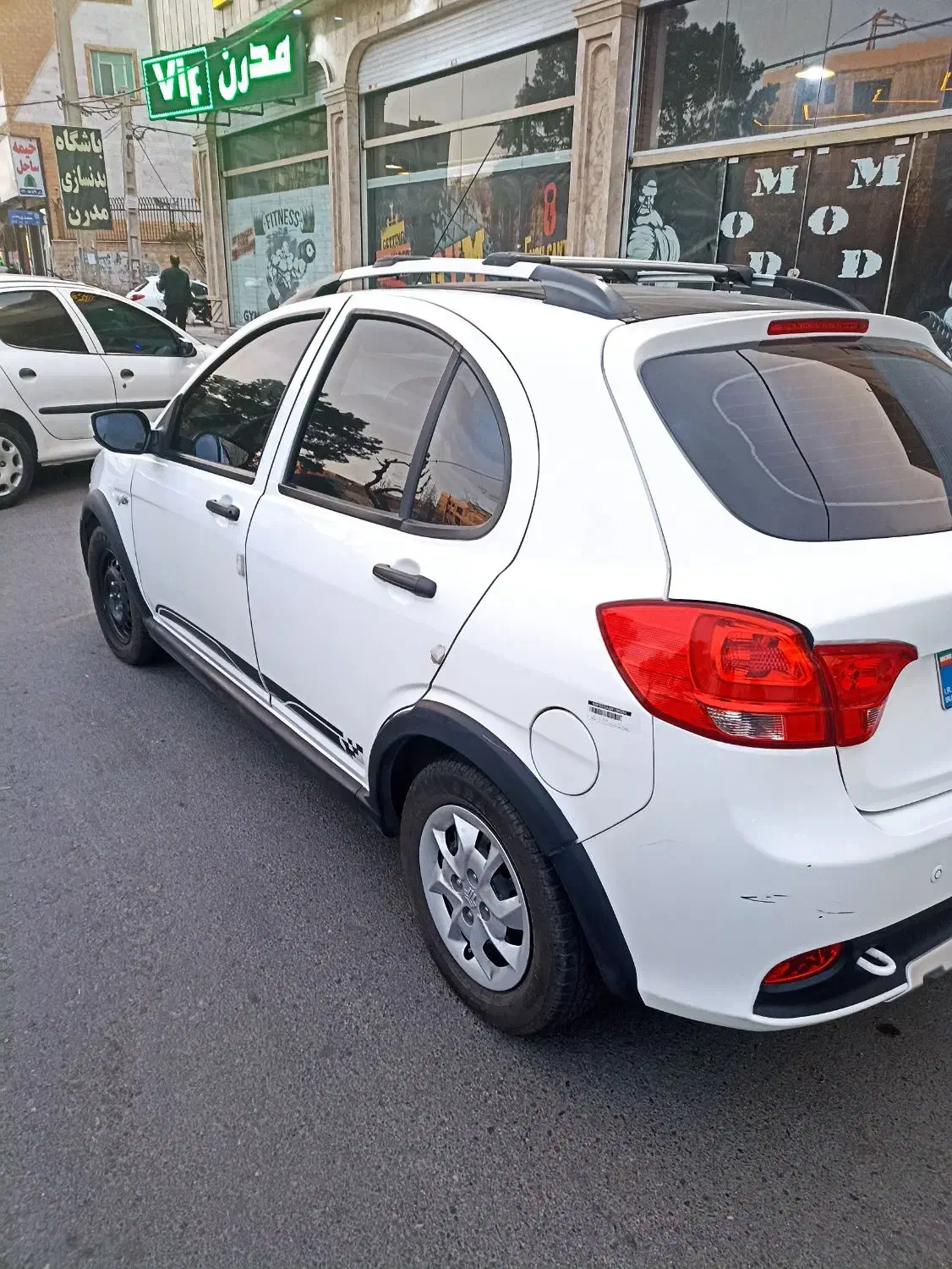 کوئیک مدل 1403|خودرو سواری و وانت|اندیشه, اندیشه فاز ۱|دیوار