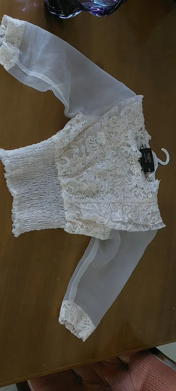 شومیز کرم و مانتو پاییزه مزونی گرم مجلسی|لباس|پرند, فاز ۳|دیوار