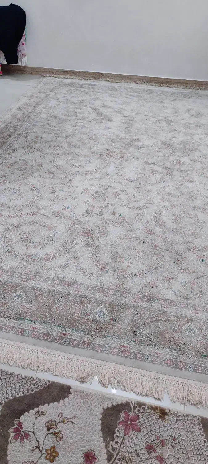 دو عدد فرش 9 متری کاملا سالم و در حدنو|فرش|رشت, پیرکلاچای|دیوار