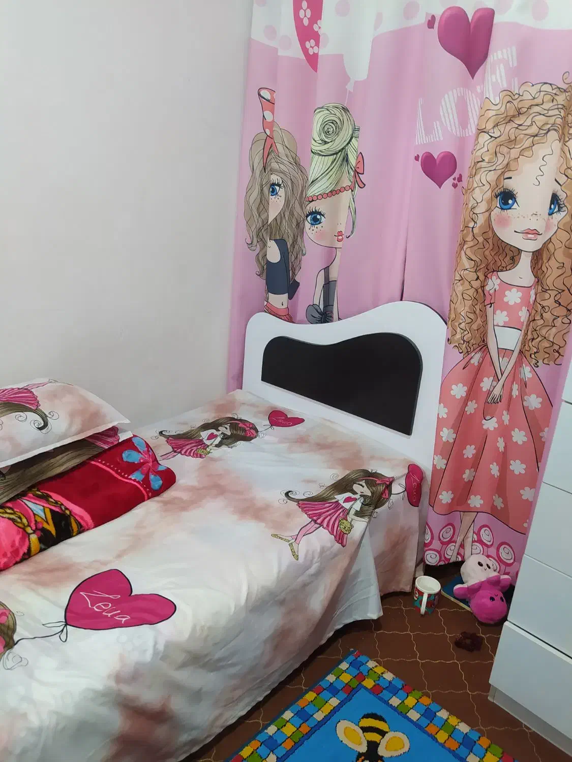 تخت وتشک|تخت و سرویس خواب|آمل, |دیوار