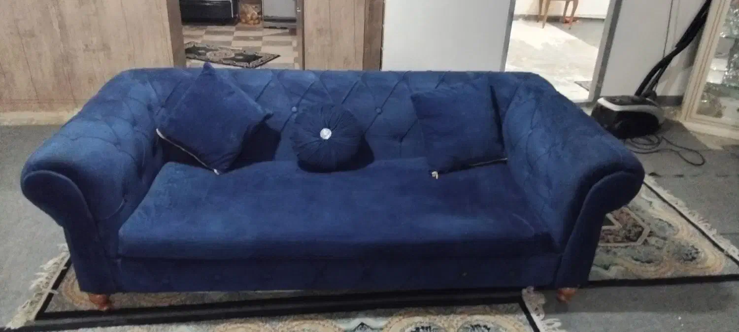 مبل چستر ۷نفره همراه جلو مبلی سه تیکه|مبلمان خانگی و میز عسلی|ملارد, |دیوار