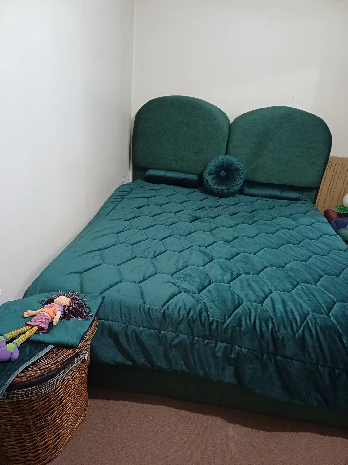 تخت دو نفره همراه تشک۴۰سانتی|تخت و سرویس خواب|مراغه, |دیوار