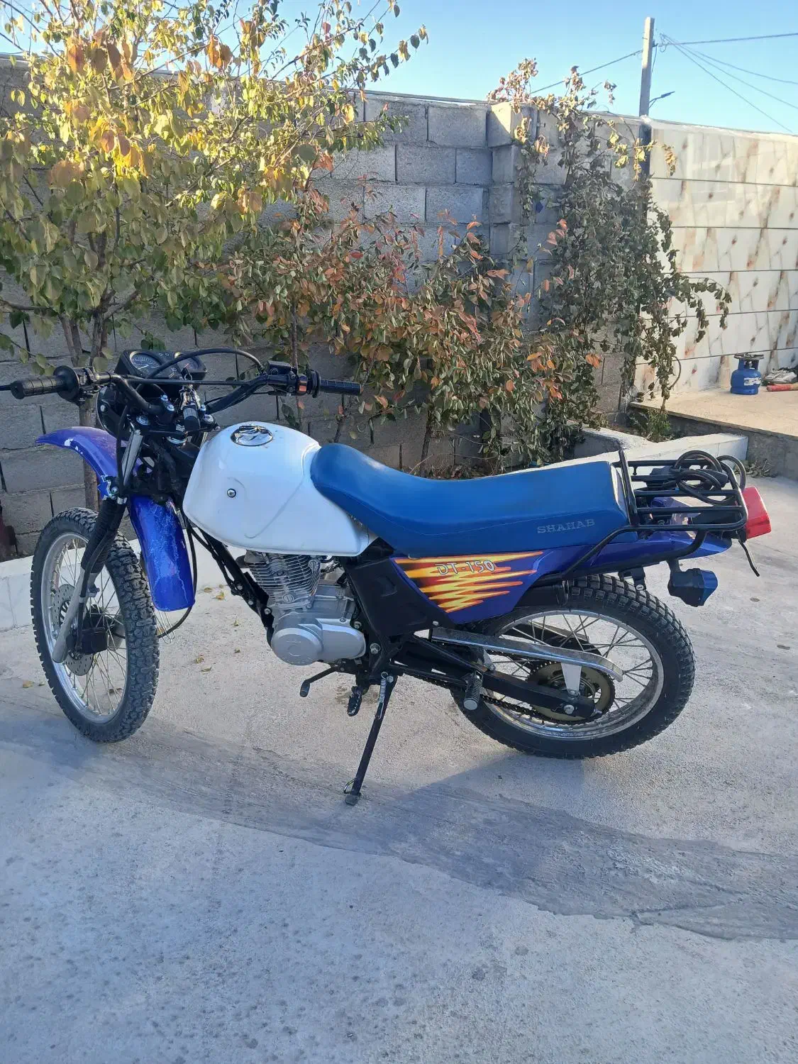 تریل درجه یک|موتورسیکلت|شهرکرد, |دیوار