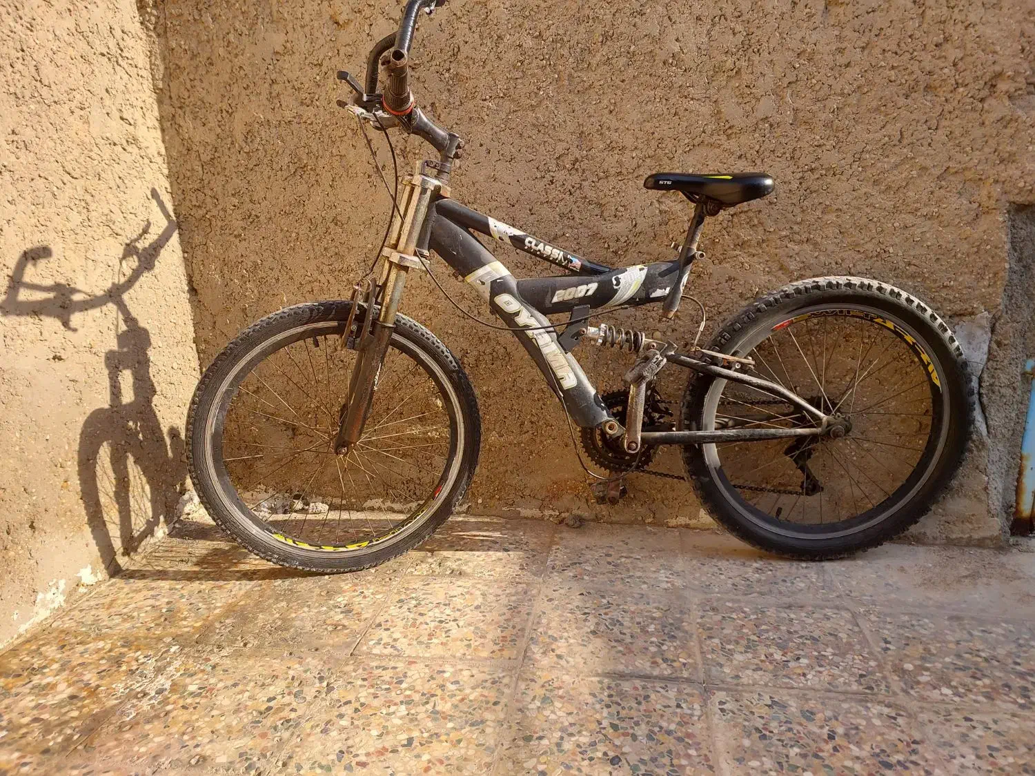 دوچرخه یکی 24و یکی 20|دوچرخه، اسکیت، اسکوتر|چمران, |دیوار