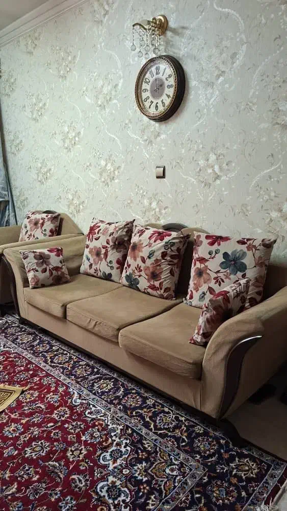 مبل سالم|مبلمان خانگی و میز عسلی|رشت, باهنر|دیوار