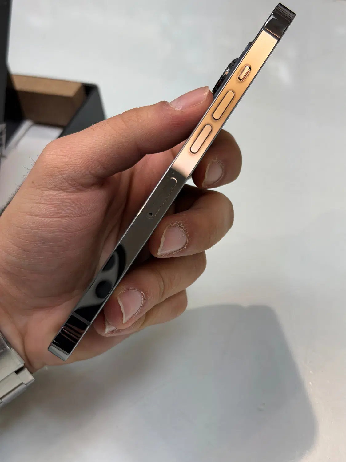 iphone 13 pro|موبایل|اصفهان, چرخاب|دیوار