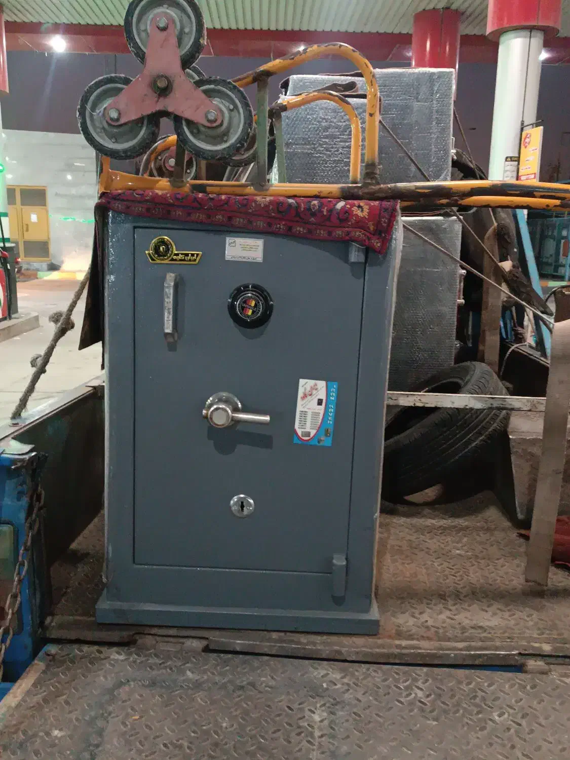 گاوصندوق سفارشی طلاجواهرات خوابیده گاو صندوق 120|خدمات پیشه و مهارت|ارومیه, |دیوار