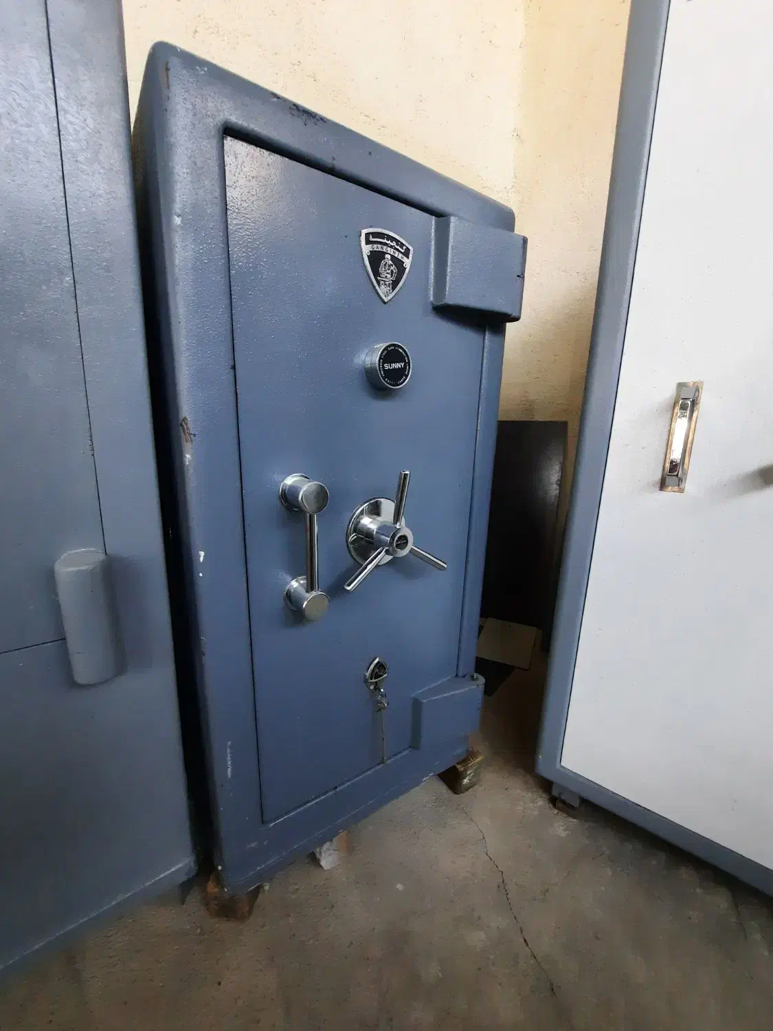 گاوصندوق ۱۳۰ سوپر گنجینه / گاو صندوق ۱ تن|ابزارآلات|تهران, خلیج فارس|دیوار