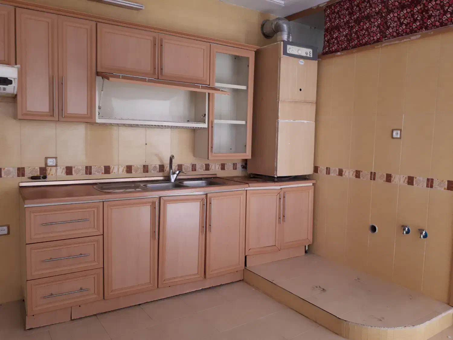 اجاره یک واحد آپارتمان|اجارهٔ آپارتمان|آباده, |دیوار