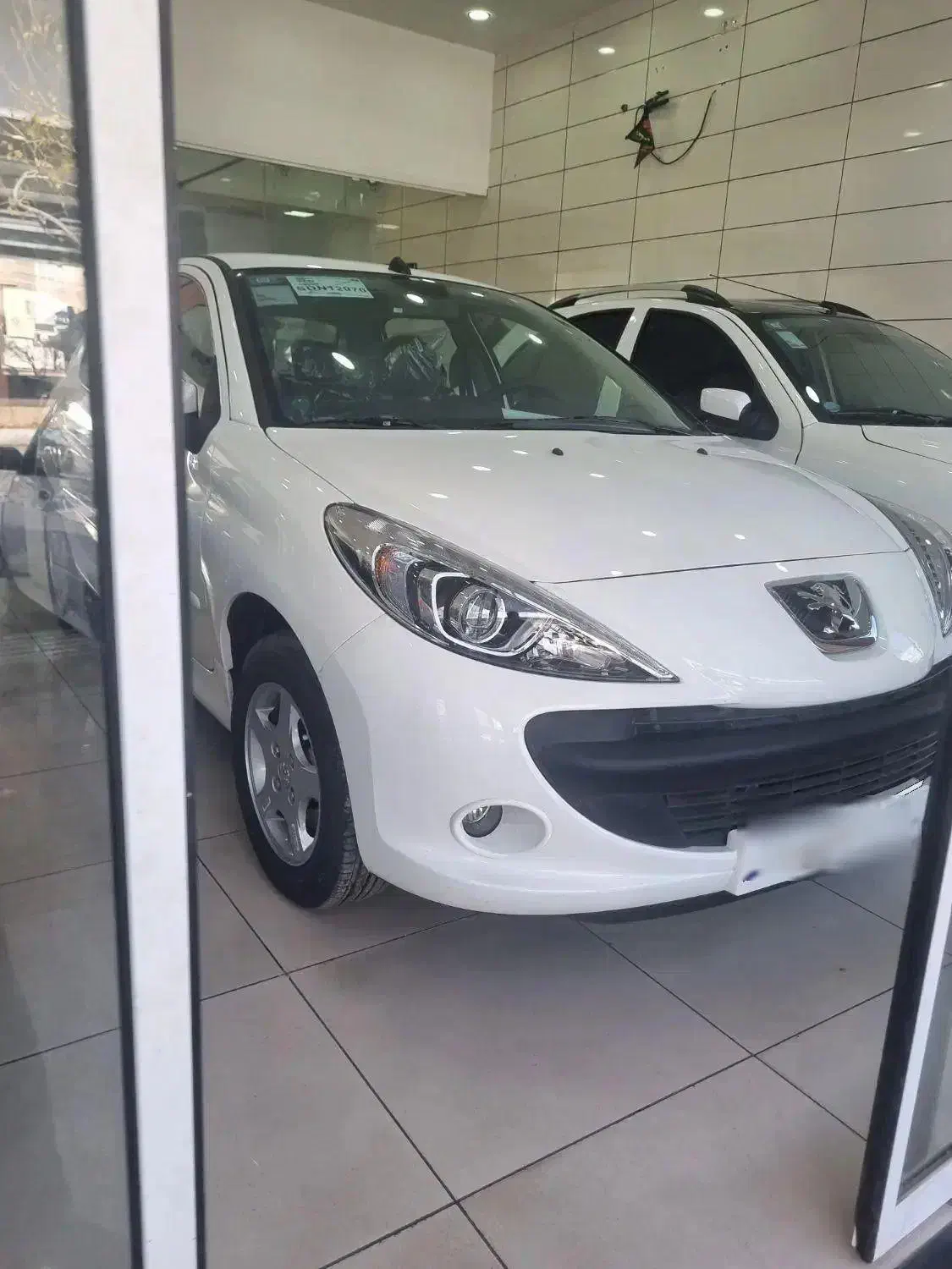 ۲۰۷ پلاس ۴۰۴ صفر|خودرو سواری و وانت|شیراز, مسلم|دیوار