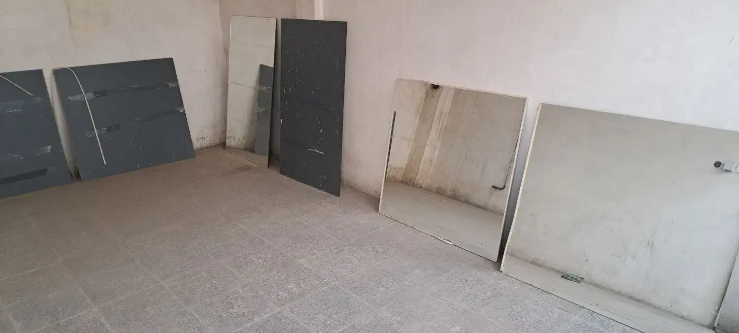 آینه|آینه|ارومیه, |دیوار