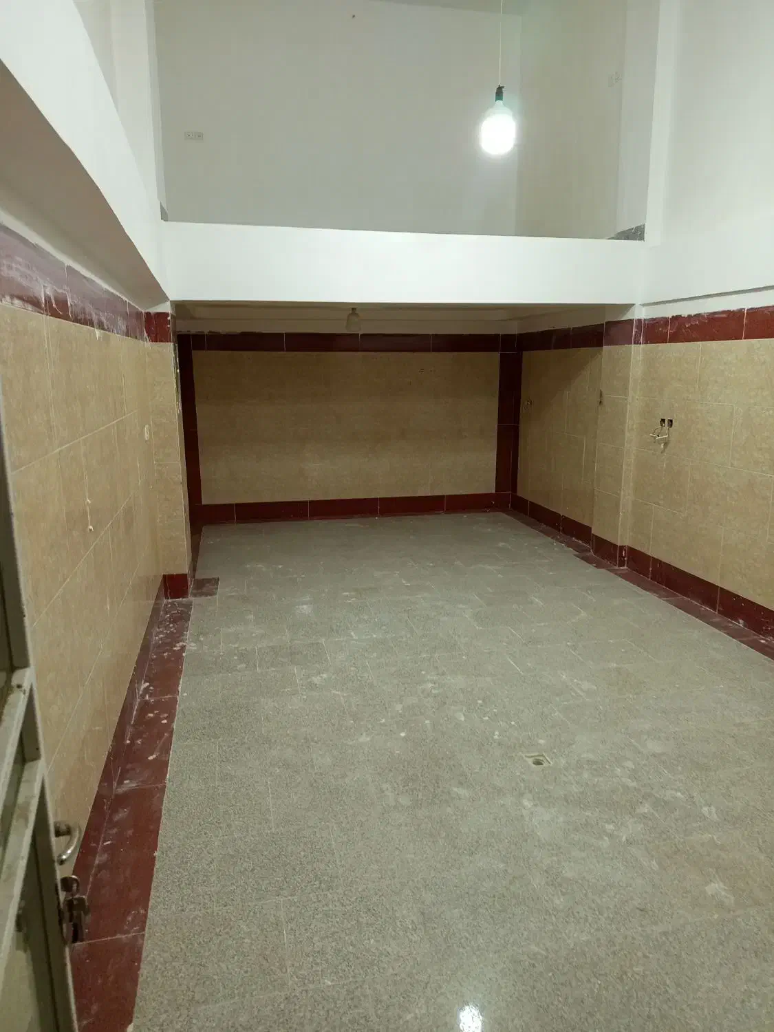 مغازه ۴۰ متری خیابان فاضل یک|اجارهٔ مغازه و غرفه|ارومیه, |دیوار