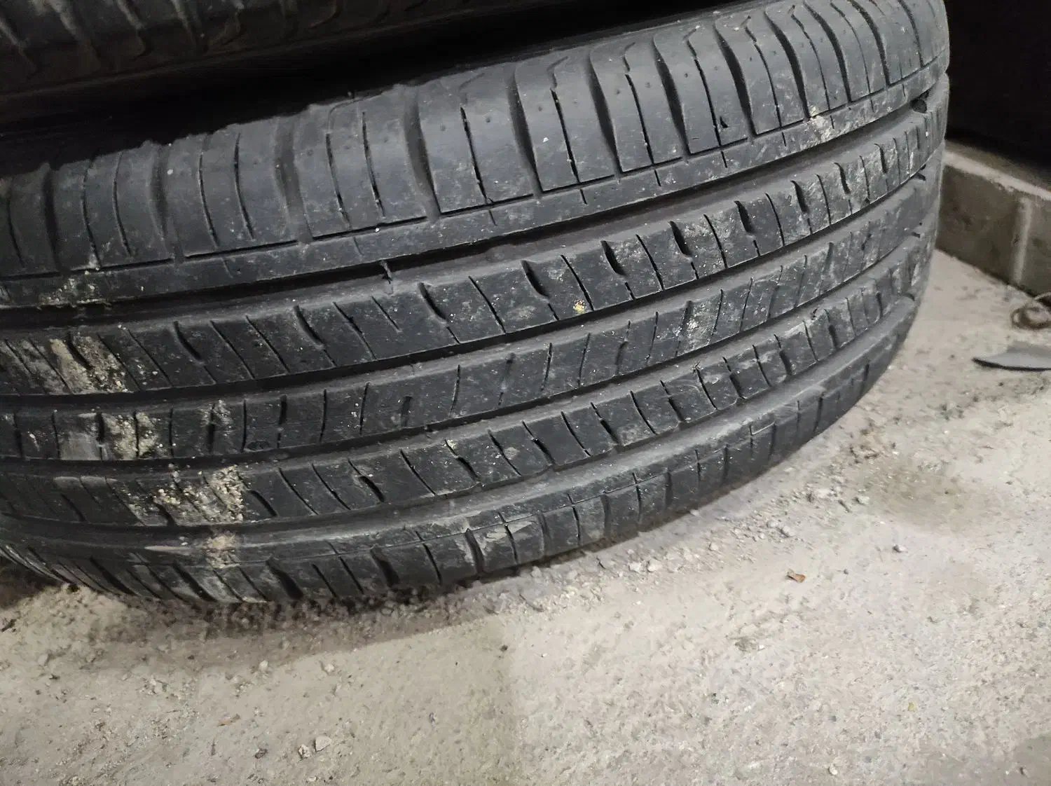 ۴ حلقه رینگ و لاستیک پژو فابریک سایز ۱۸۵/۶۵/۱۴|قطعات یدکی و لوازم جانبی|کبودرآهنگ, |دیوار