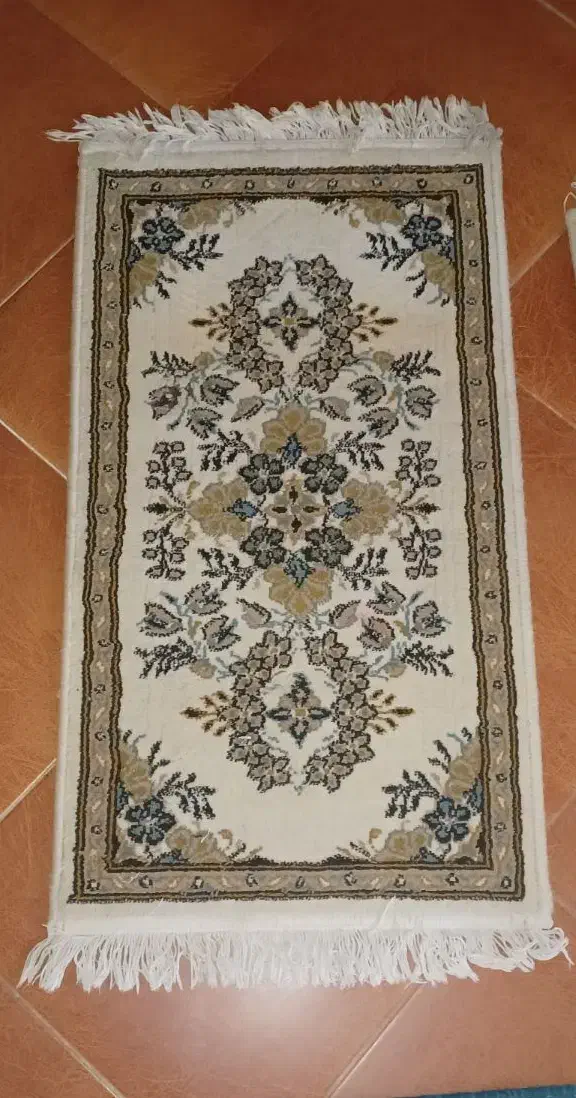 فرش (پادری)|پادری|محمدشهر, سیدآباد|دیوار