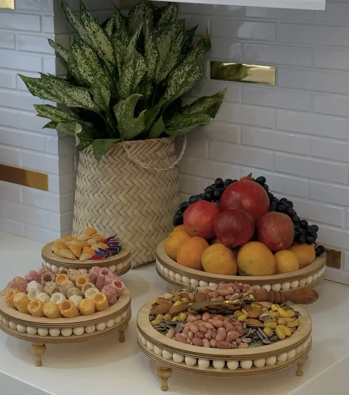 ظروف پذیرایی چوبی مهره دار|ظروف سرو و پذیرایی|یزد, |دیوار