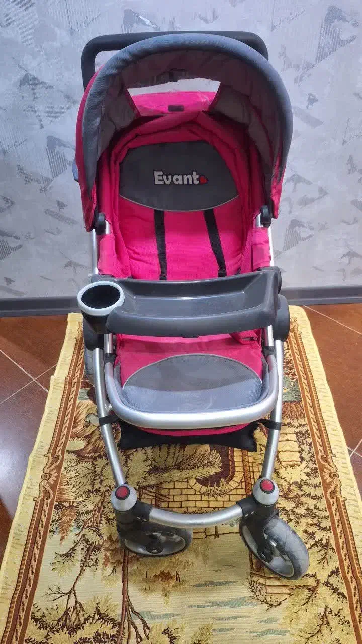 کالسکه و کریر و روروئک و آغوش و تخت پارک|کالسکه و لوازم جانبی|اصفهان, بهارستان|دیوار