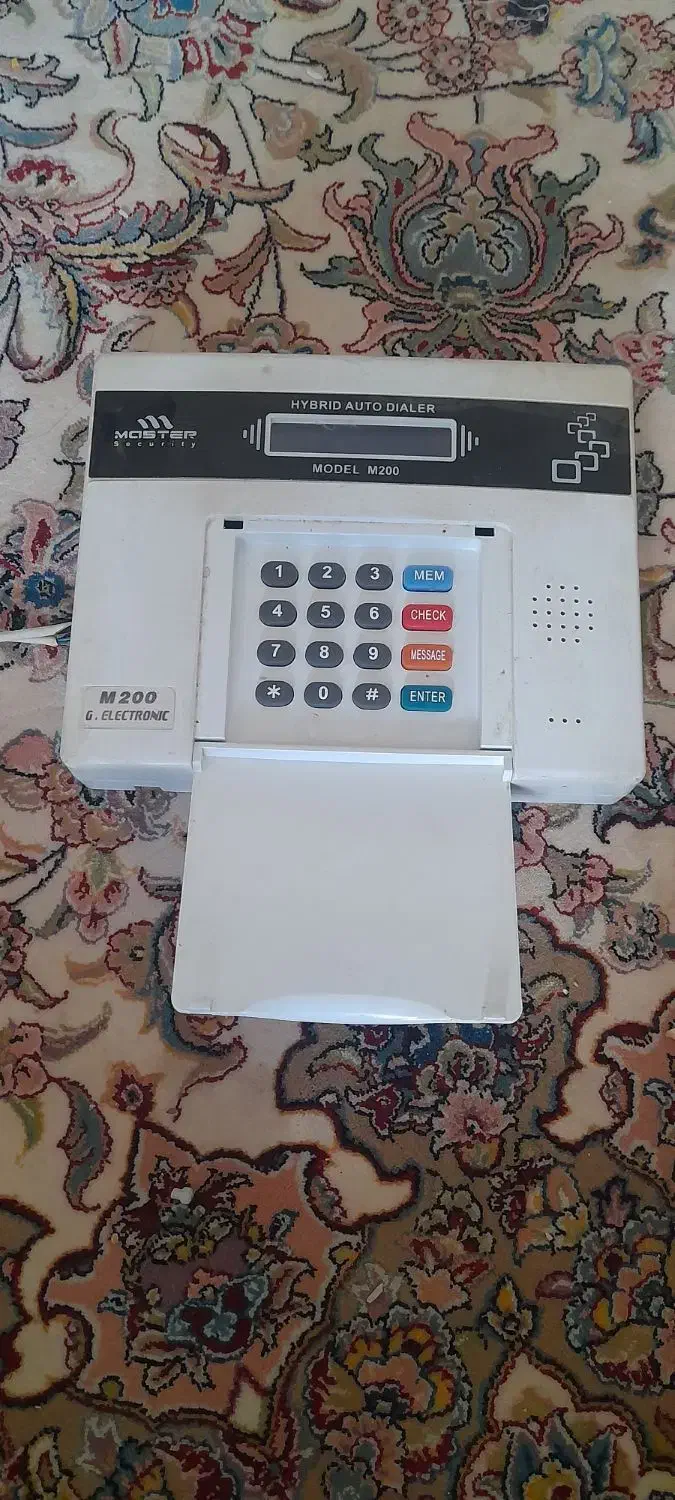 دزدگیر تلفن کننده m200|قطعات یدکی و لوازم جانبی|شاهین‌شهر, عطار|دیوار