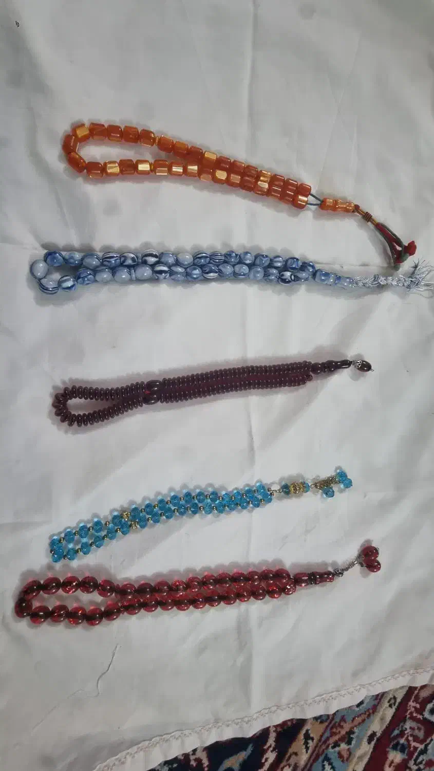 تسبیح اصل|کلکسیون اشیاء عتیقه|یزد, |دیوار