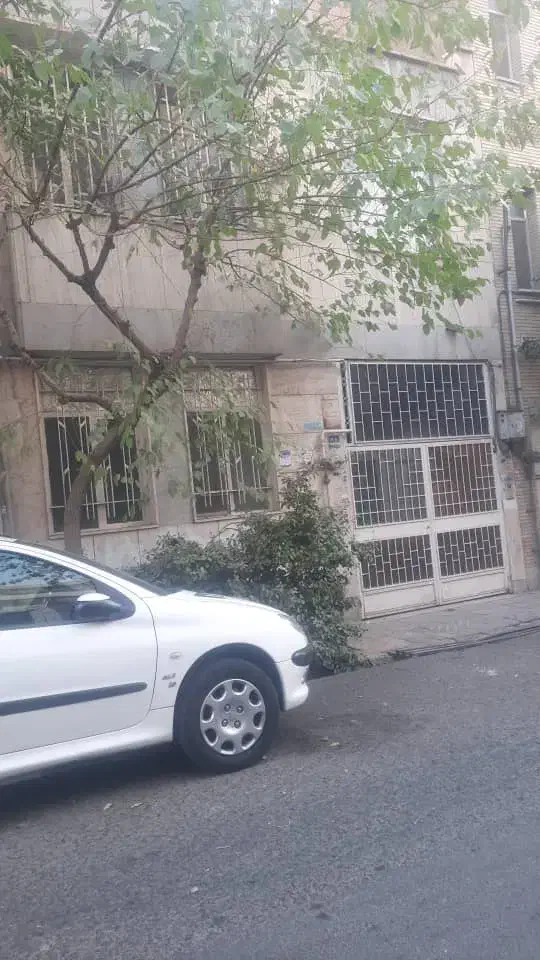 ۱۳۶ متر لوکیشن خوب سراج|فروش خانه و ویلا|تهران, علم و صنعت|دیوار