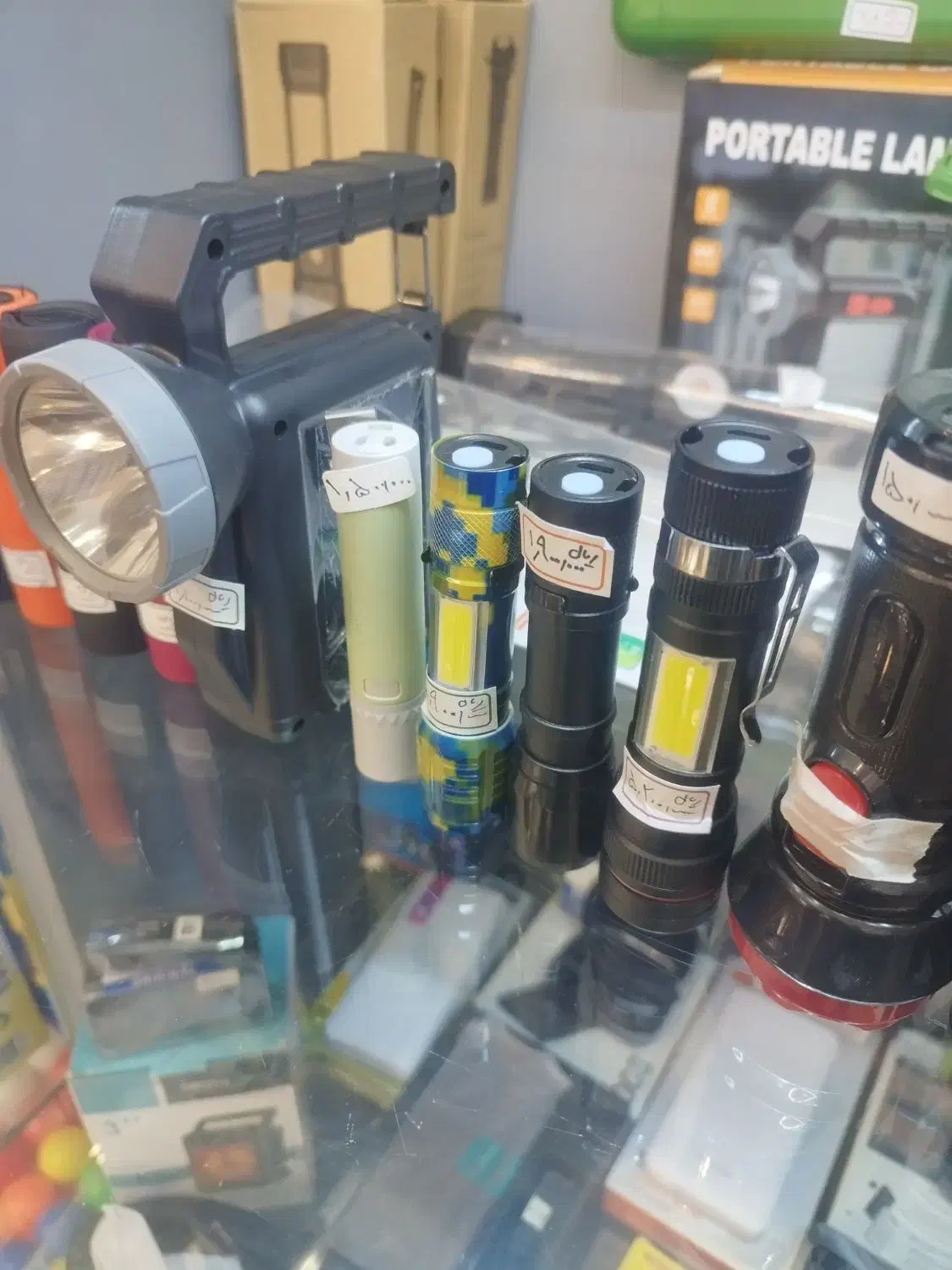 انواع چراق قوه|کوهنوردی و کمپینگ|قم, شاه ابراهیم|دیوار