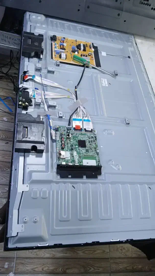 تعمیرات تلویزیون  LEDوLCD وباند  سینمای خانگی|خدمات پیشه و مهارت|پردیس, فاز ۳|دیوار