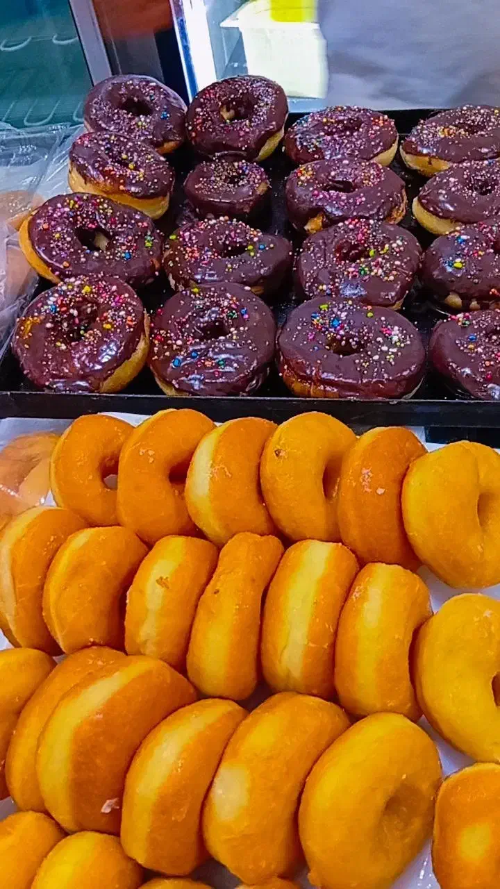 دونات خانگی.شکلاتی و ساده|خدمات پذیرایی، مراسم|فلاورجان, |دیوار