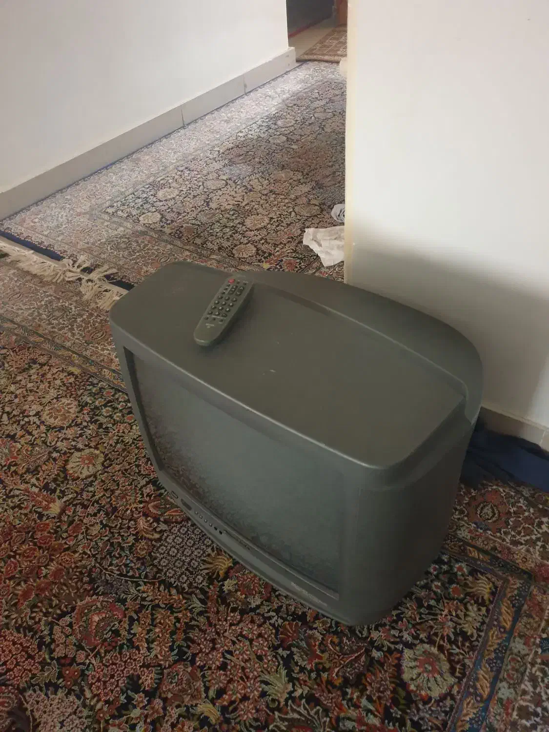 تلویزین رنگی ۲۱اینچ پاناسونیک ژاپن باکمترین قیمت|تلویزیون و پروژکتور|لنگرود, |دیوار