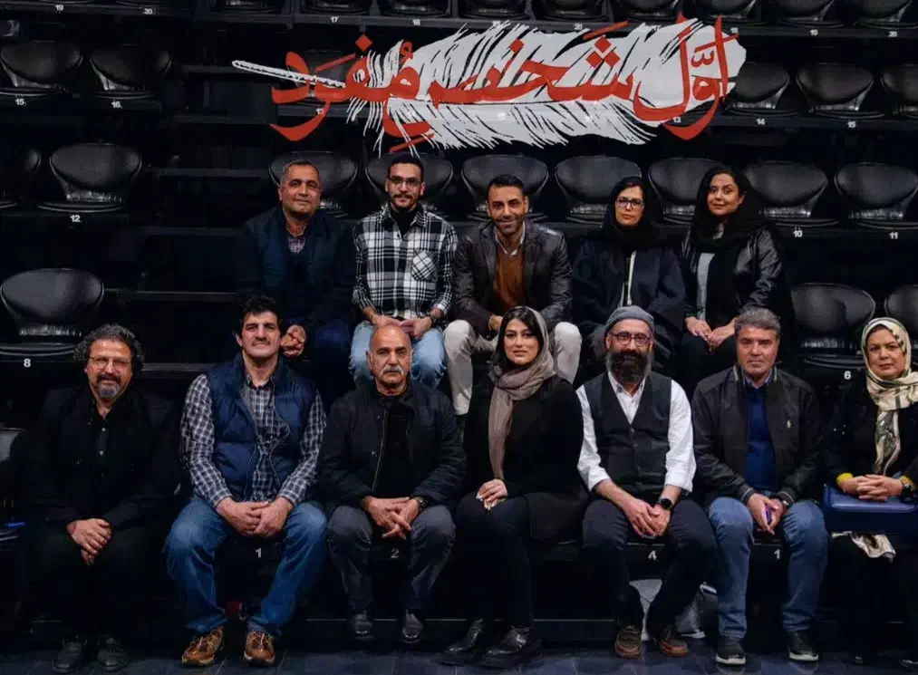 ۲عدد بلیط تئاتر  اول شخص مفرد|بلیت تئاتر و سینما|اصفهان, باغ زرشک|دیوار