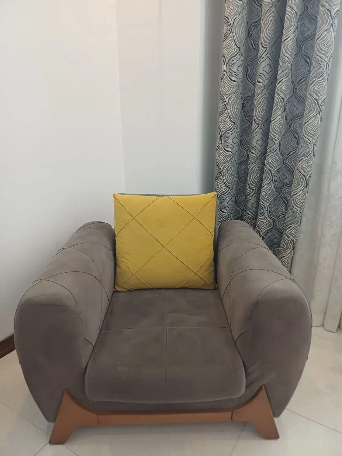 سرویس مبل راحتی ۷ نفره و میز غذاخوری ۶ نفره|مبلمان خانگی و میز عسلی|گرمدره, |دیوار