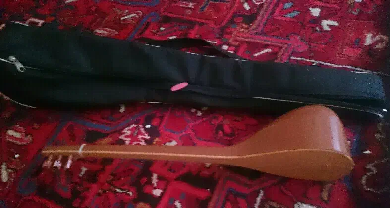 ساز قوپوز|سازهای سنتی|تبریز, |دیوار